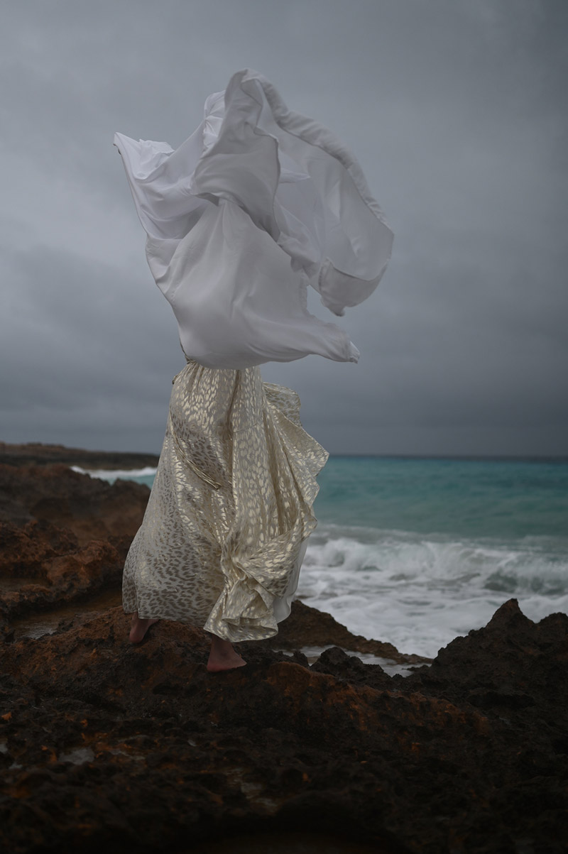 Kontextaufnahme von Corina – Teil der Serie I don’t give a fuck